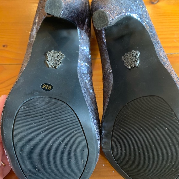 Vera Wang platform peep toe heels - Picture 5 of 5